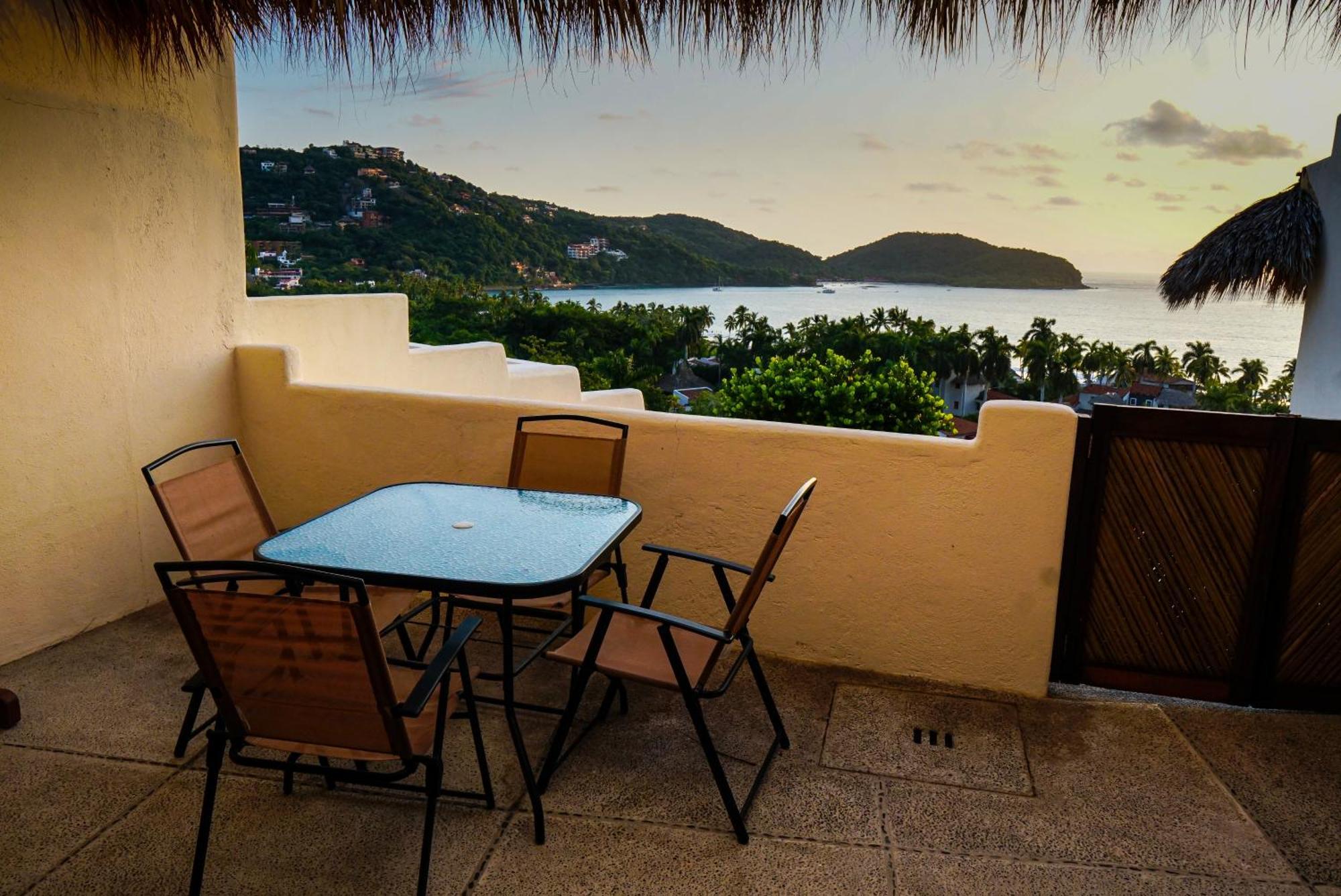 Villas San Sebastian Zihuatanejo Eksteriør billede